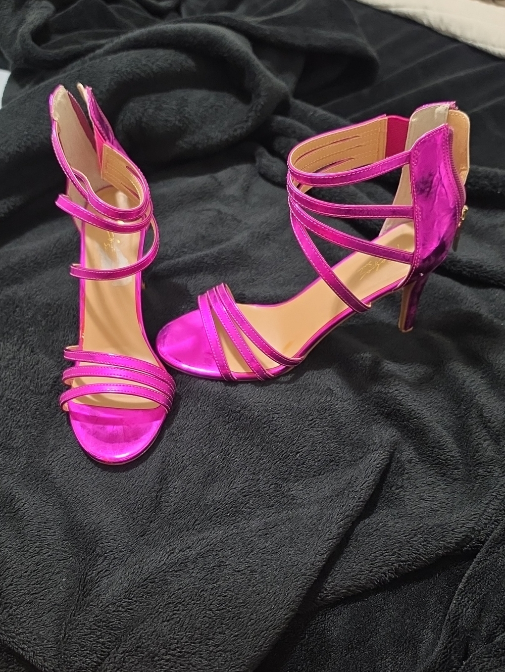 Thalia Sodi Metallic Fuchsia Strappy High Heel Sandals